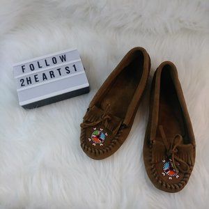 #625 Minnetonka "Me To We Maasi " Moccasins